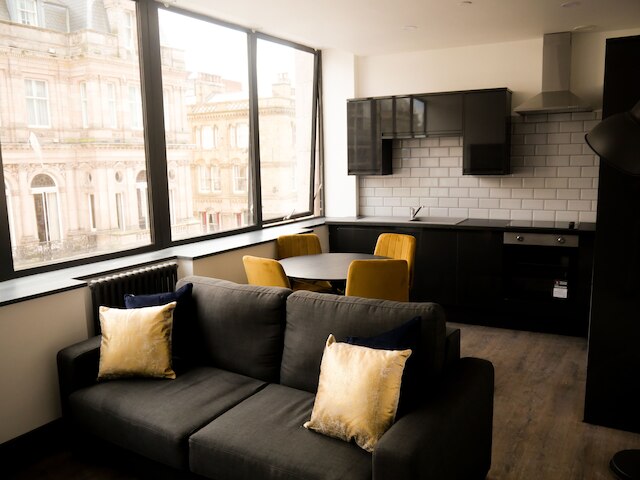 ニューオックスフォードハウスアパートメンツ