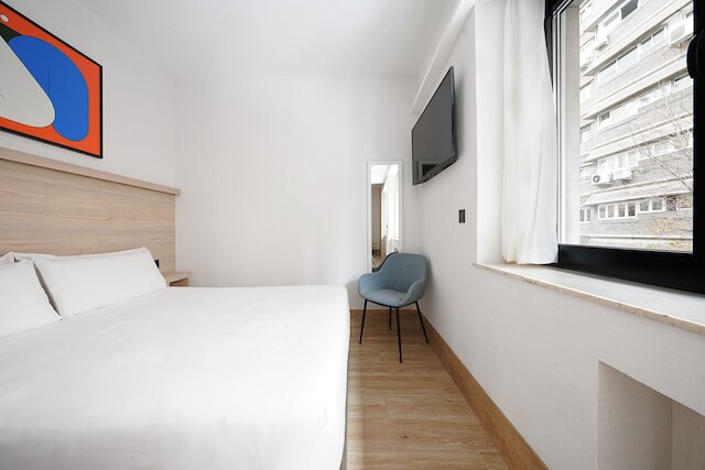 ヌマ マドリード ゴヤ