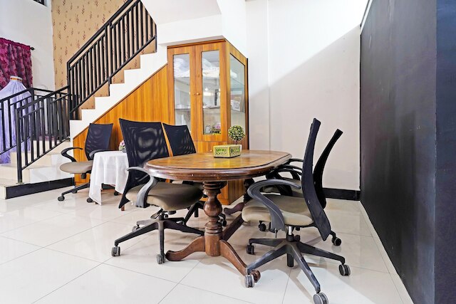 OYO 91322 ジャワラ ゲストハウス シャリア