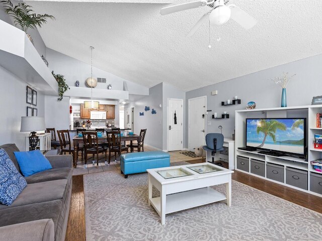 プール スパ プレイグラウンド アンド モア アット ヴィラズ アット ラグーナ ベイ!!