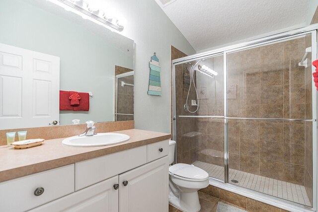 ヒュージ スクリーンド パティオ ザット オーバールックス レイク バック ニア フェイマス アトラクションズ! !