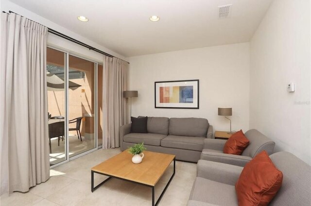 ゲートッド コミュニティ ウィズ プライベート ホット タブ ニア ディズニー!!!