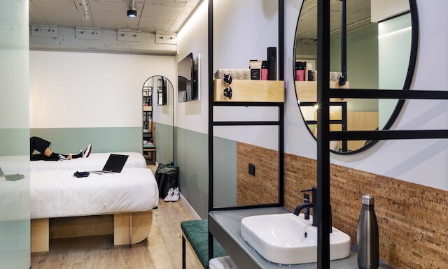 ラロ オークランド