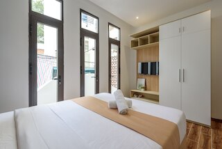 コズラム ホームズ - ジューン コーナー