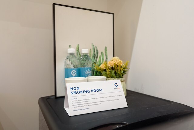 コズラム ホームズ - ジューン コーナー