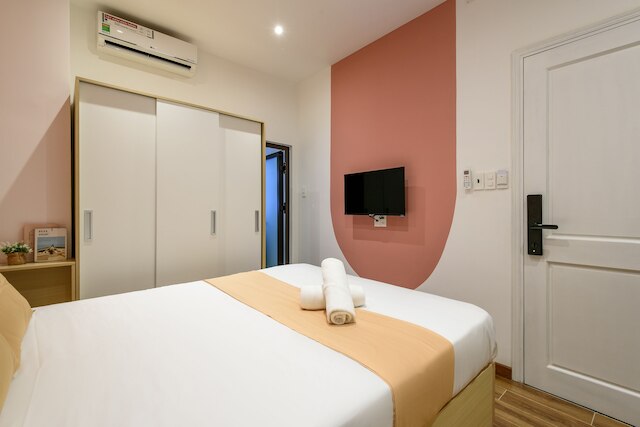 コズラム ホームズ - ジューン コーナー