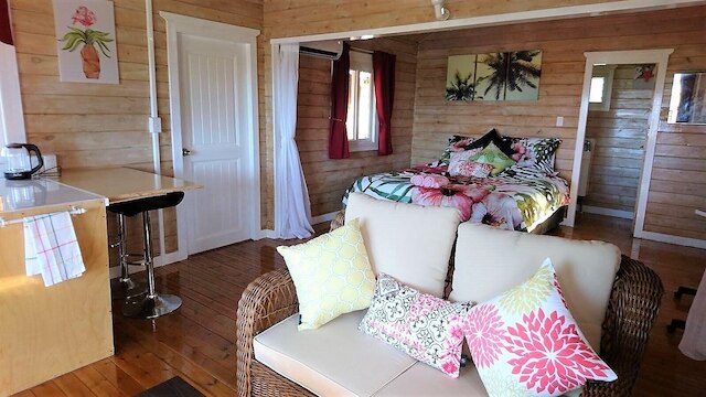 レッド ハイビスカス ヴィラズ