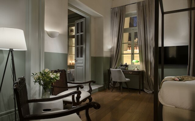 ATHINAIDOS QUARTERS BY K&K