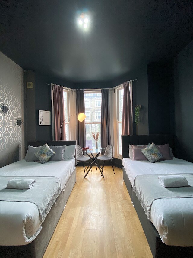 ホーランド ロード ステイズ