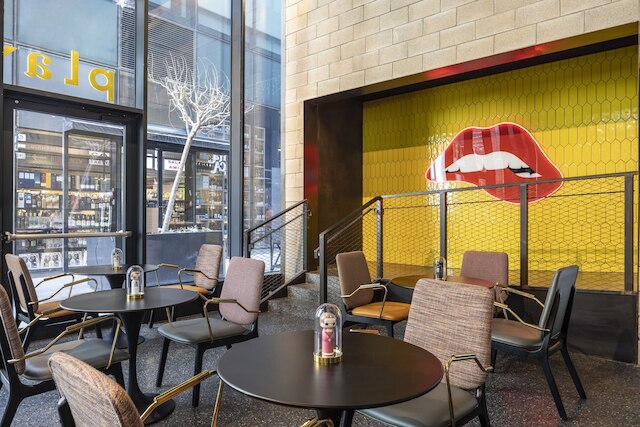 プレイ ミッドタウン