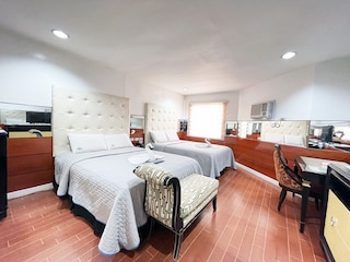 タウンアンドカントリーホテル - V. マパ