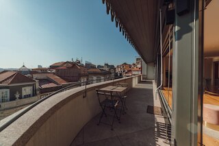 ダウンタウン ペントハウス ウィズ リバー ビュー by Vacationy