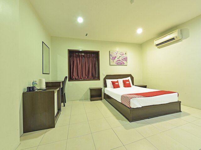 スーパー OYO キャピタル O 90545 ホ ホテル