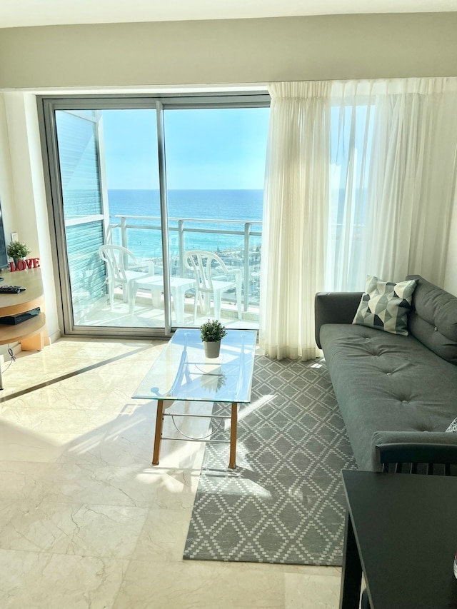 素晴らしいスタジオ - バルコニー付き