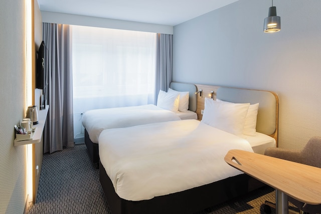 ホリデイ イン エクスプレス ドレスデン ツェントルム by IHG