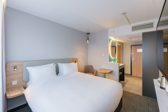 ホリデイ イン エクスプレス ドレスデン ツェントルム by IHG