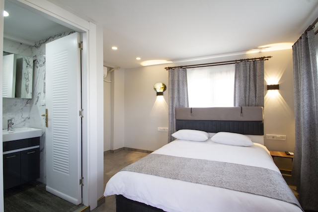 トゥルナ オテル