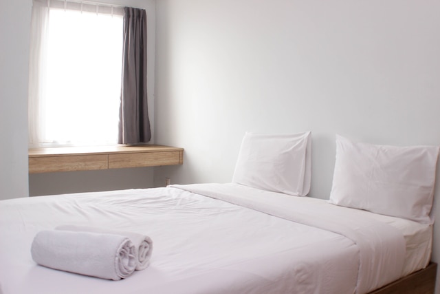 ナイス アンド コージー スタジオ アット タマンサリ マホガニー カラワン アパートメント