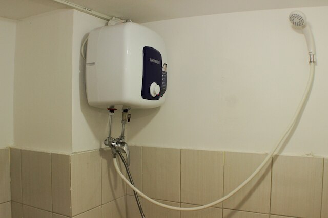 コージー リビング スタジオ アット アーバンタウン アパートメント カラワン