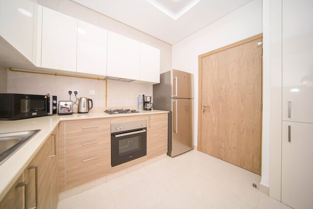 ビジネスベイ 1BR キャナルビュー ルーフトッププール - 360 バケーション