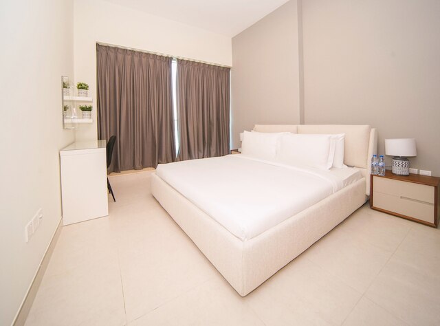 ビジネスベイ 1BR キャナルビュー ルーフトッププール - 360 バケーション