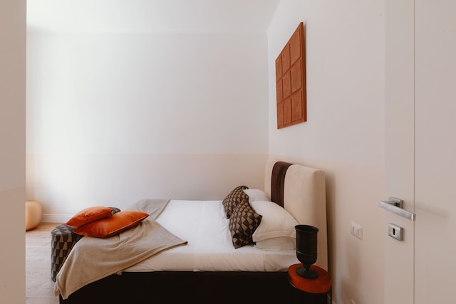 ワールド・アパーツ - 504コルソ