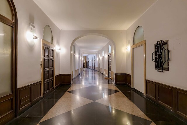 ワールド・アパーツ - 504コルソ