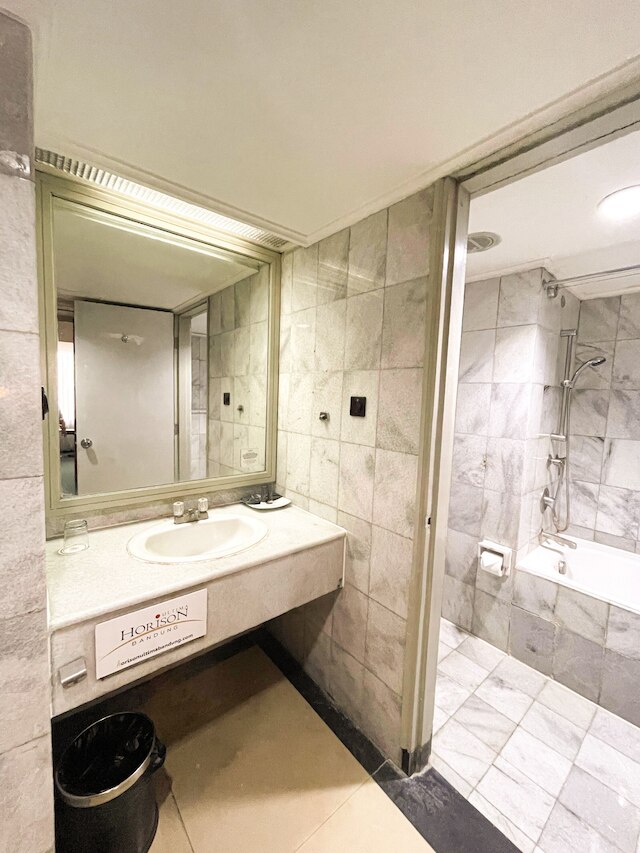 ホリゾン・ウルティマ・バンドゥング