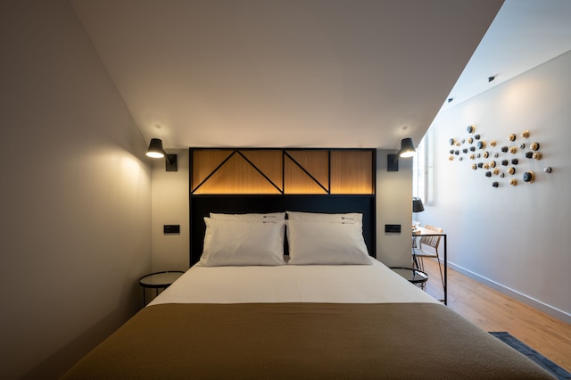 フェラリア XVィ FLH ホテルズ