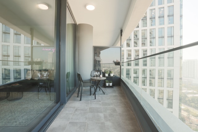 エアTLV - メナヘム・ベギンアパートメント