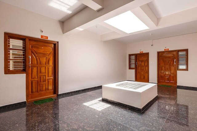 ピナクルサービスアパートメント