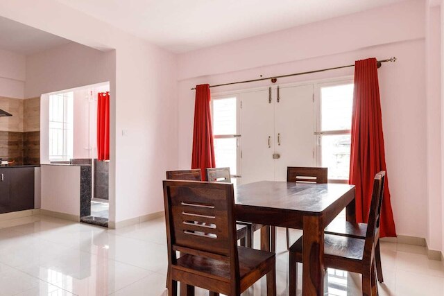 ピナクルサービスアパートメント