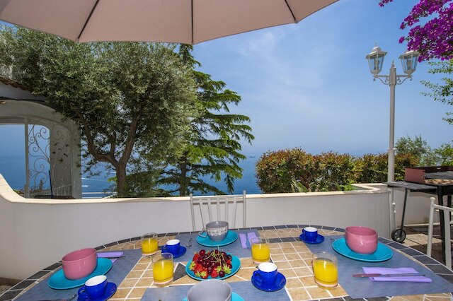 ヴィラ  イザベル イン プライアノ