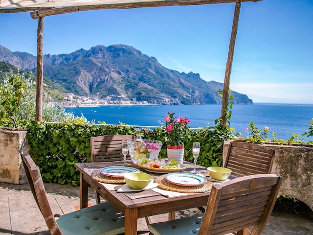 ヴィラ ウィズ テラス アンド シー ビュー イン ラヴッロ イD 3196