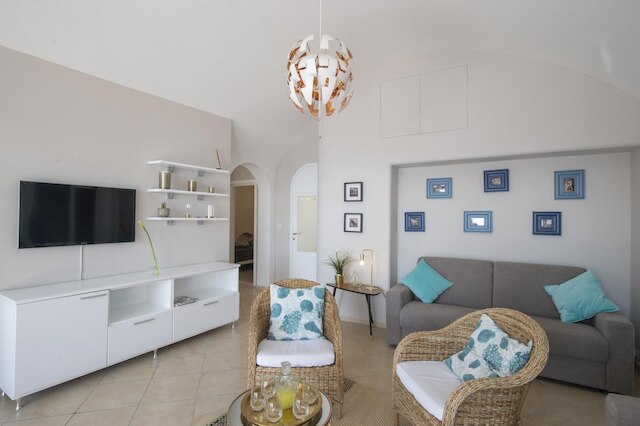 カーサ ジョヴァンニーナ - チャーミング フィッシャーマンズ ハウス ウィズ スタニング ビューズ