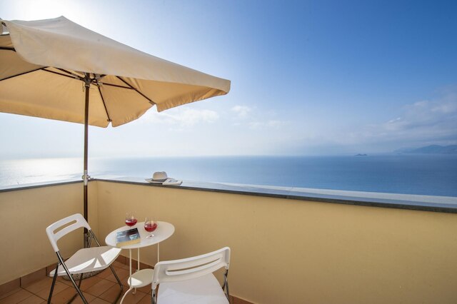 カーサ チミーノ B - インクレディブル ビュー オブ カプリ