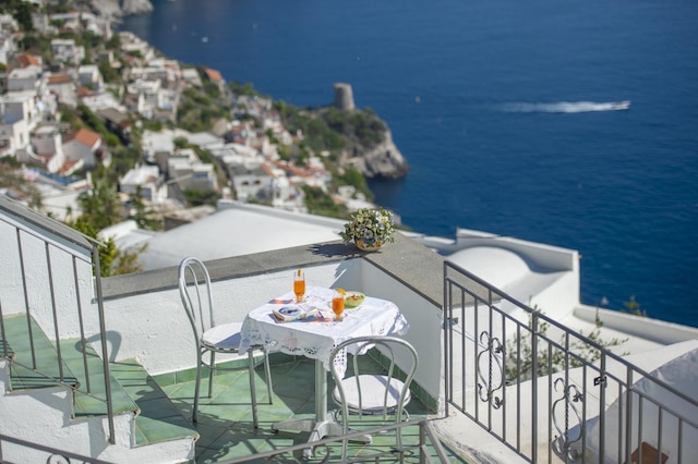 カーサ プンタ パラディソ - ロマンティック シーサイド リトリート