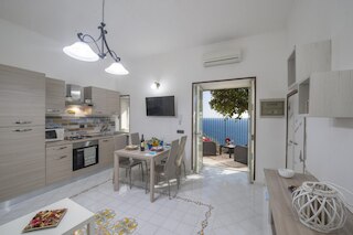 カーサ チェトランゴロ - パノラミック ハウス ア フュー ステップス フロム ザ シー