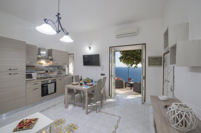 カーサ チェトランゴロ - パノラミック ハウス ア フュー ステップス フロム ザ シー