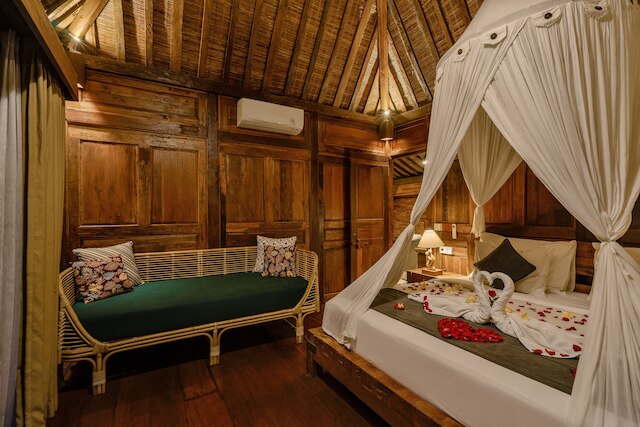 ブブ メサリ ウブド ヴィラ