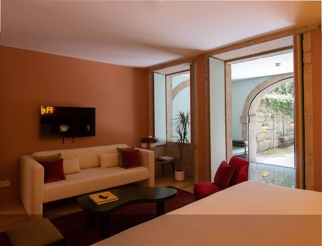 アルマディーナ スマート ラグジュアリー