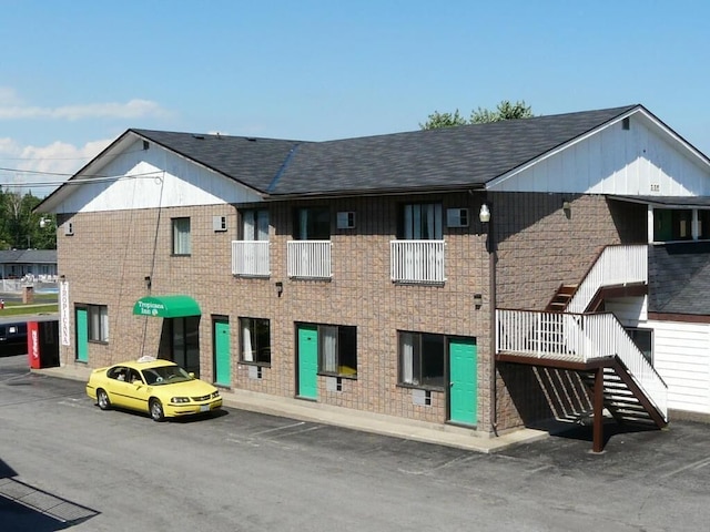 トロピカーナ・イン