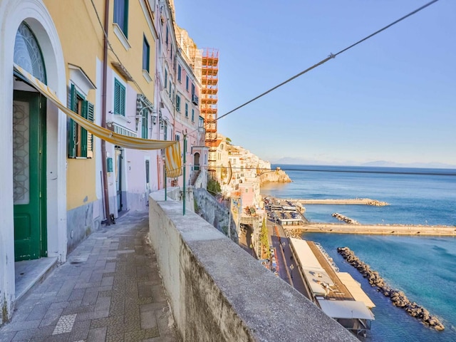 ザ ウィンドウ トゥ ザ スカイ