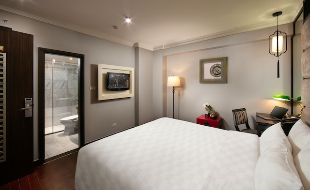 レオテル ドゥ レイク ハノイ