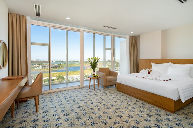 レコード ホテル