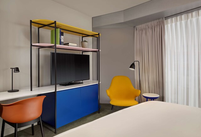 アートテル ロンドン バターシー パワー ステーション パウーッド バイ ラディソン  ホテルズ