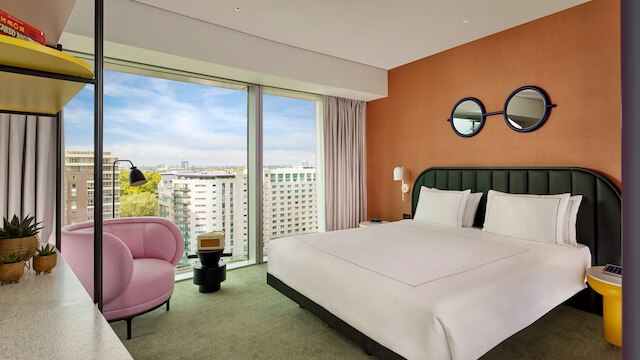 アートテル ロンドン バターシー パワー ステーション パウーッド バイ ラディソン  ホテルズ