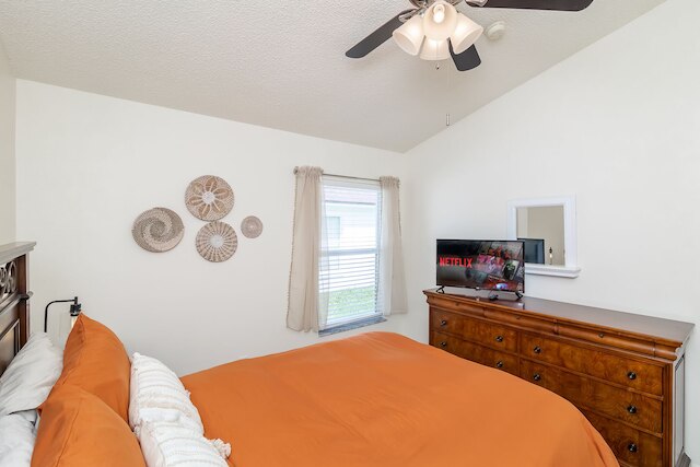 エンチャンテッド ハイダウェイ