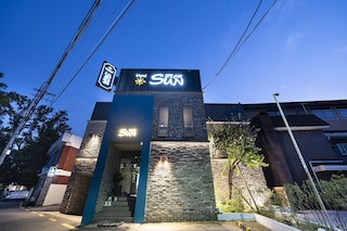 Suwon Haenggungdong Sunstar Motel