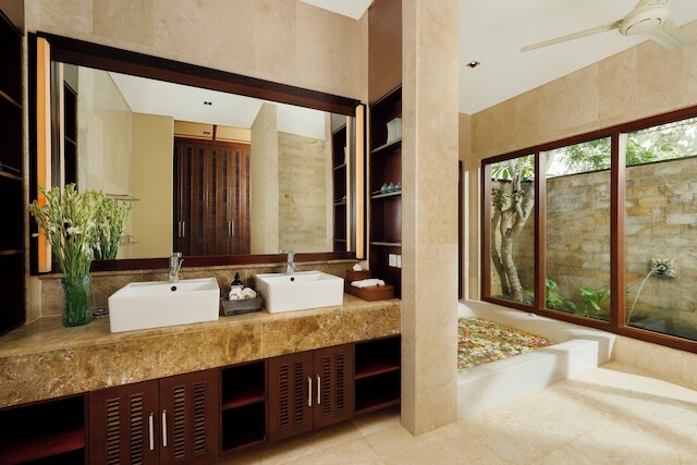 ヴィラ ナガスートラ バイ ナクラ